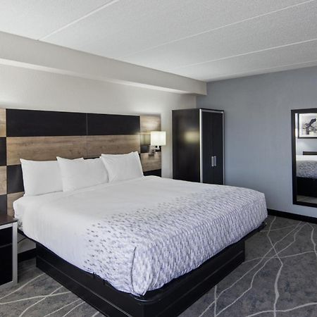 Clarion Pointe Jacksonville Near Camp Lejeune מראה חיצוני תמונה