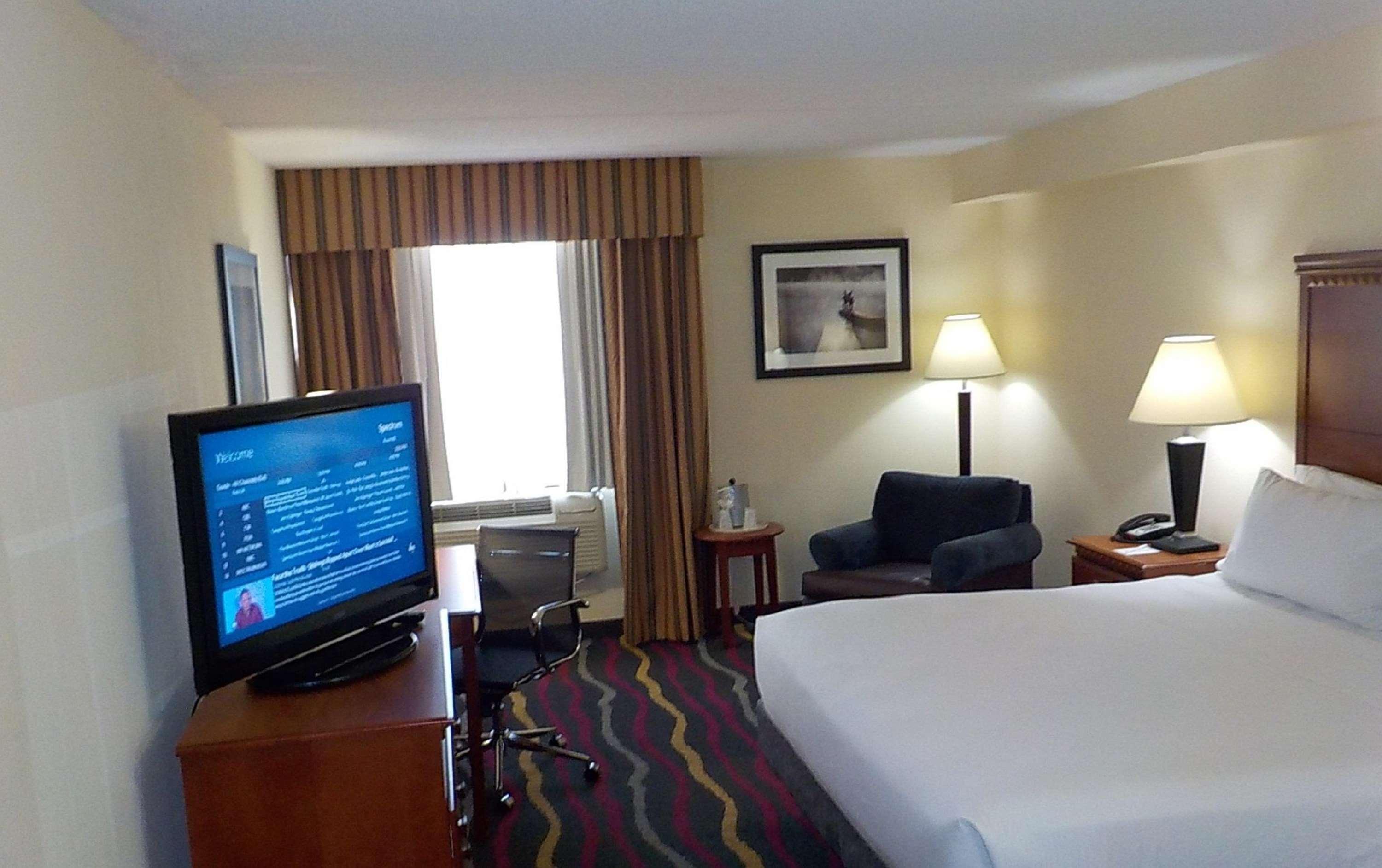 Clarion Pointe Jacksonville Near Camp Lejeune מראה חיצוני תמונה
