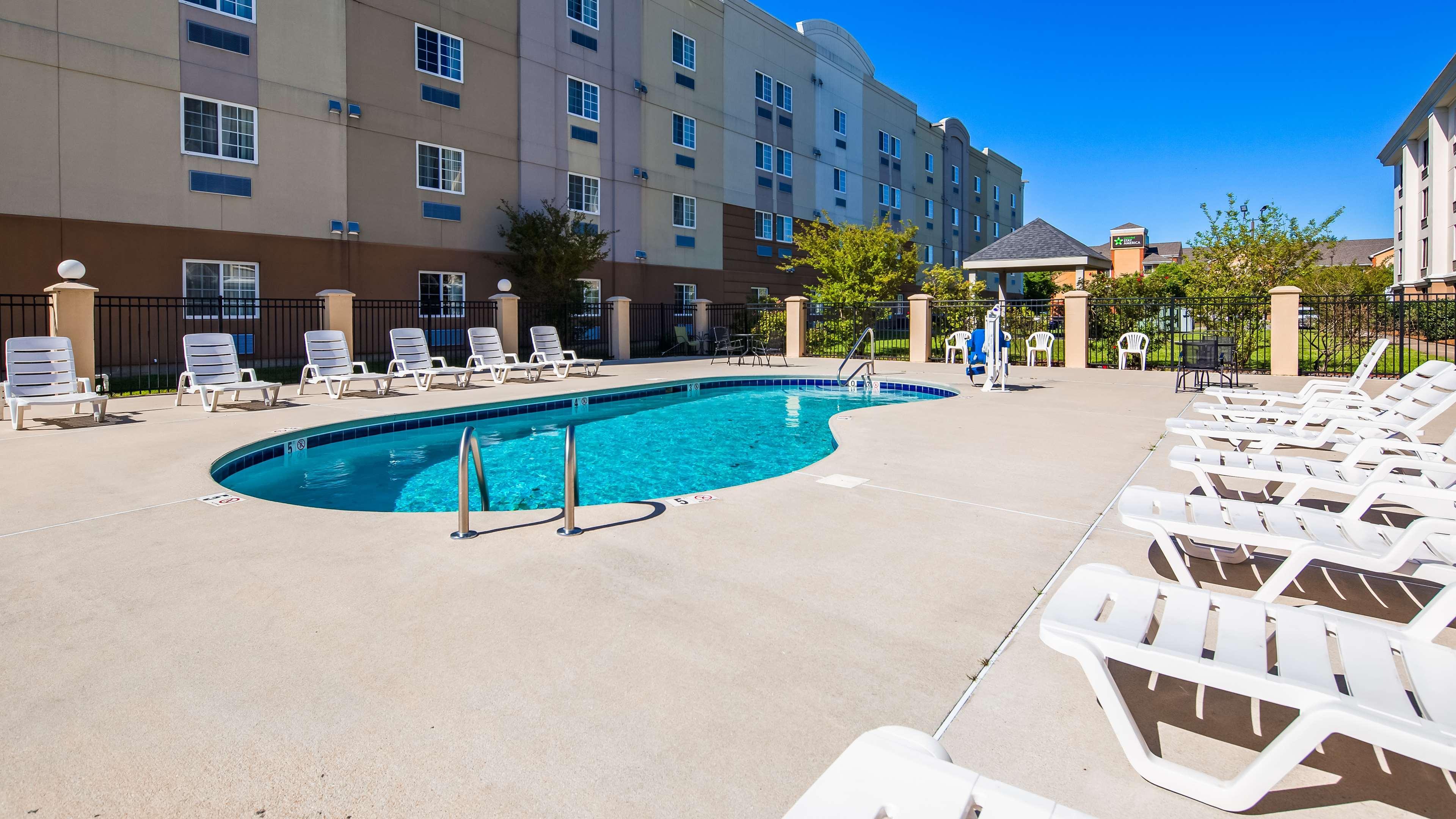 Clarion Pointe Jacksonville Near Camp Lejeune מראה חיצוני תמונה