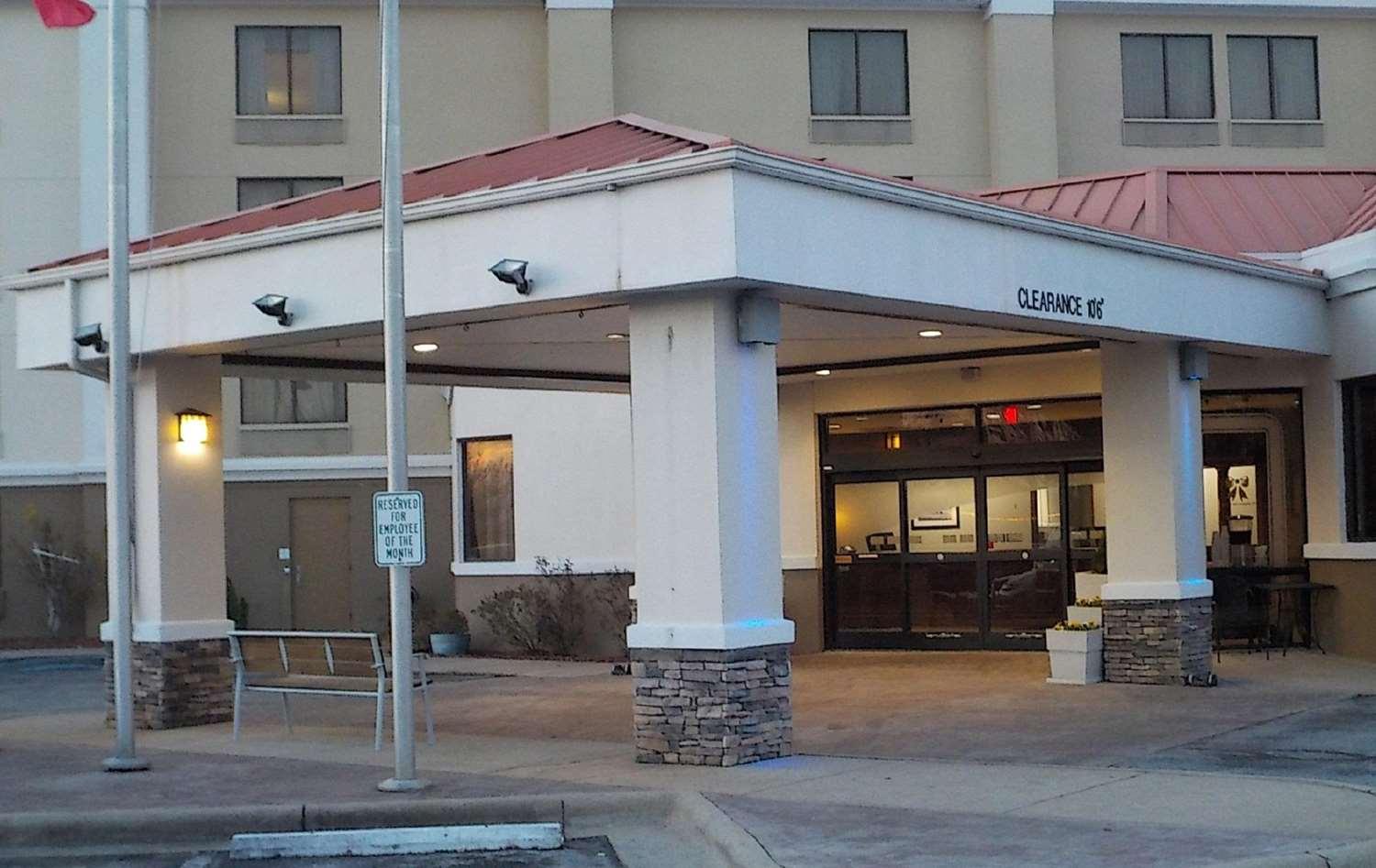 Clarion Pointe Jacksonville Near Camp Lejeune מראה חיצוני תמונה