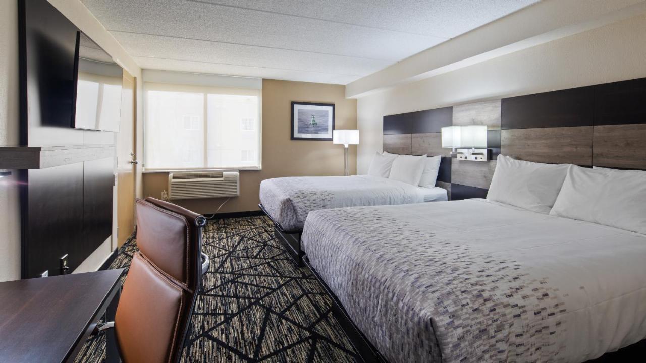 Clarion Pointe Jacksonville Near Camp Lejeune מראה חיצוני תמונה